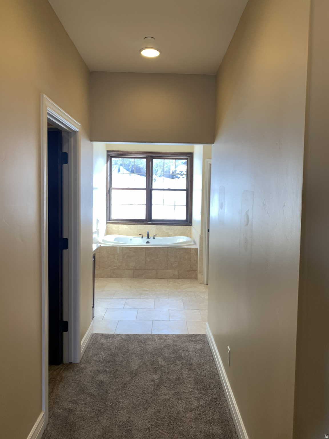WOODLAND HILLS - Residential