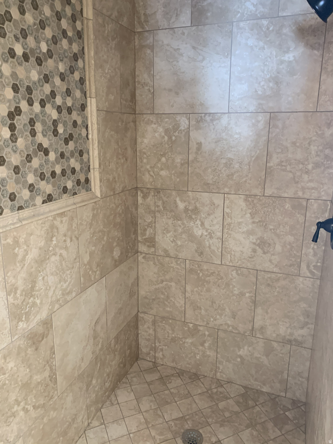 WOODLAND HILLS - Residential