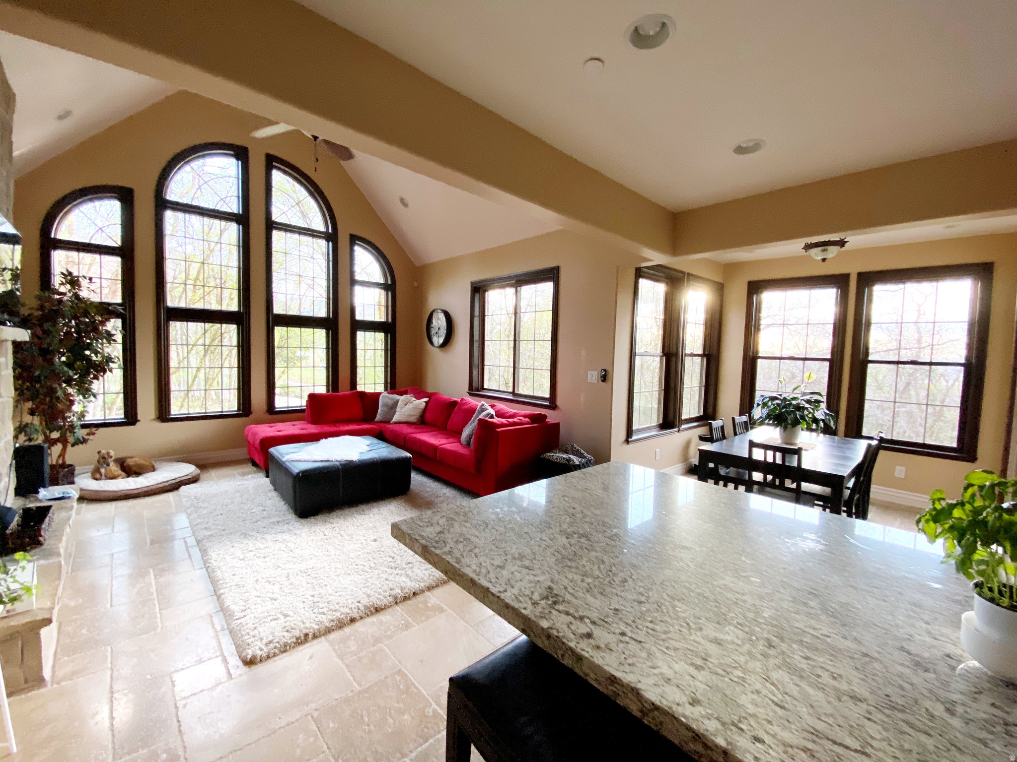 WOODLAND HILLS - Residential