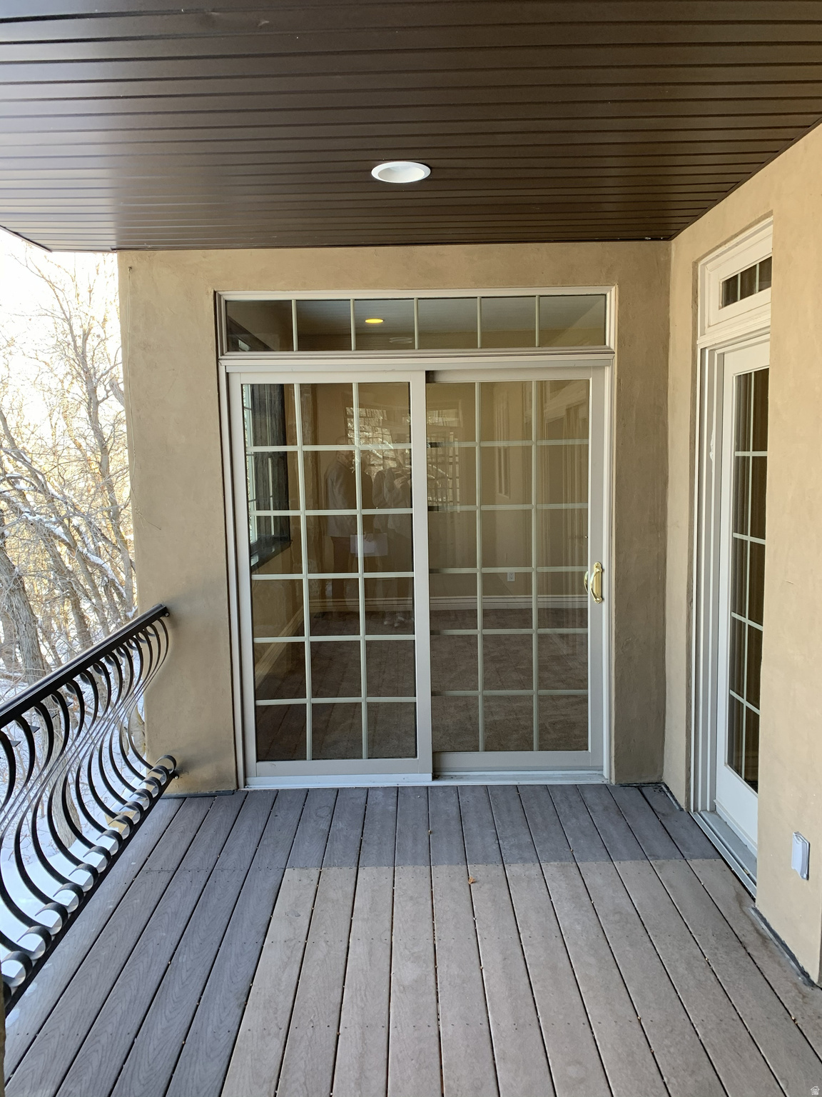 WOODLAND HILLS - Residential
