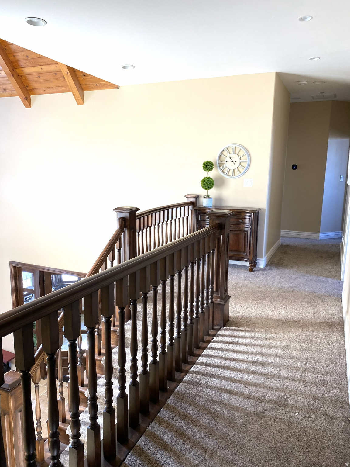 WOODLAND HILLS - Residential