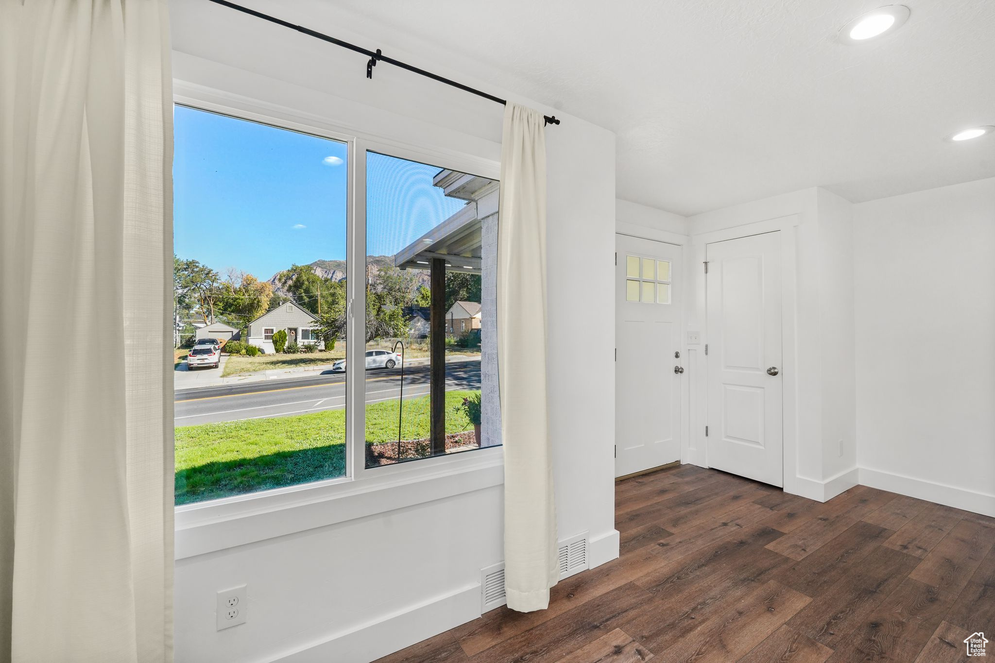 NOB HILL ADITION - Residential