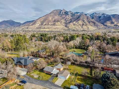 Tiny photo for 2225 E FARDOWN AVE, Holladay, UT 84121 (MLS # 2126686)