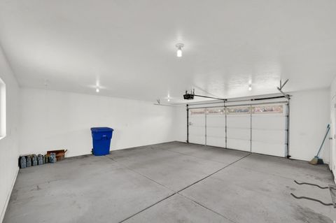 Tiny photo for 2225 E FARDOWN AVE, Holladay, UT 84121 (MLS # 2126686)