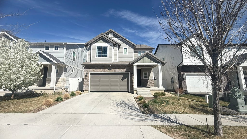 Photo of 4106 W RED CLOVER DR, Lehi, UT 84048 (MLS # 2177990)