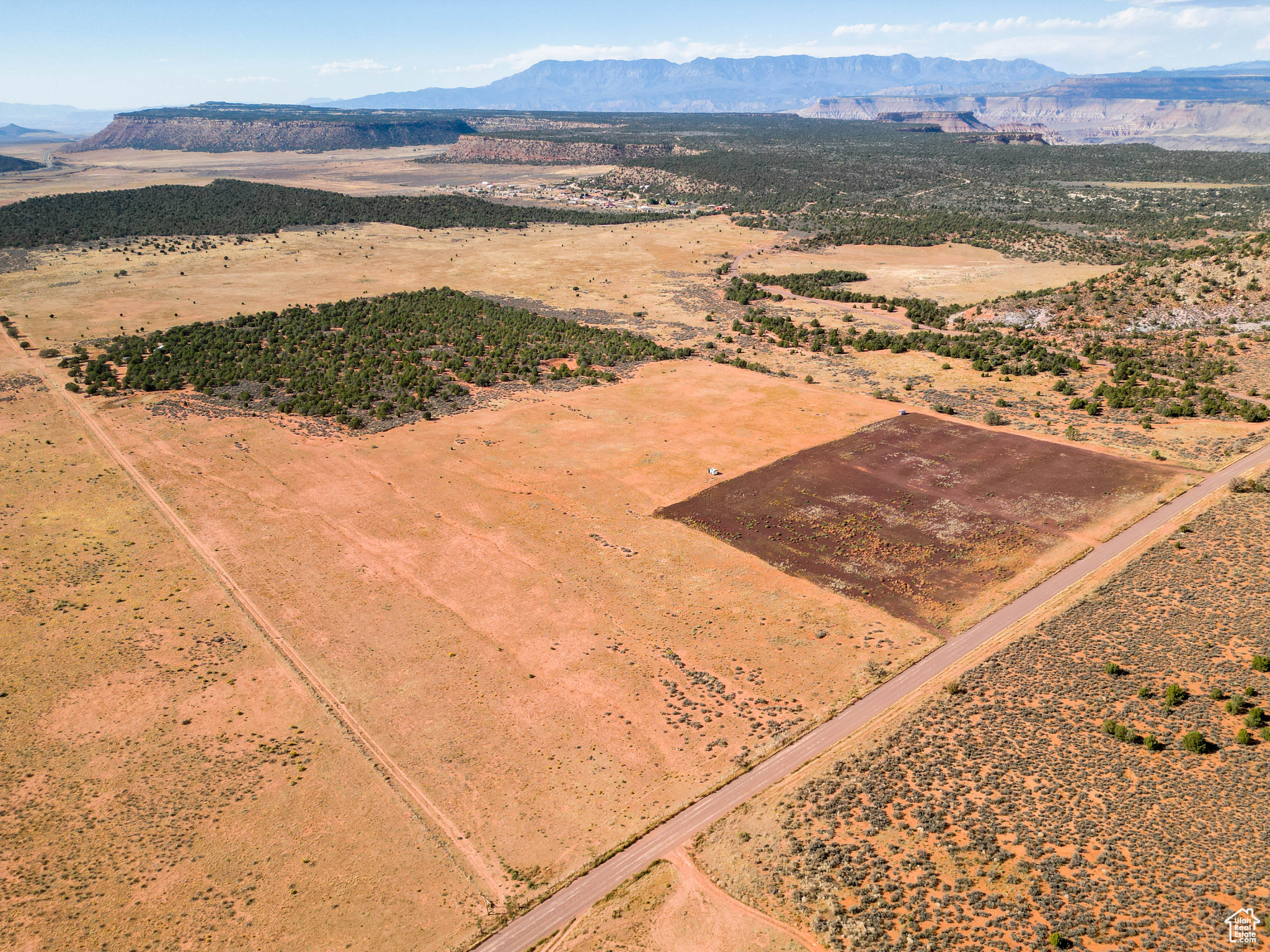 Land, Apple Valley, Utah image 18