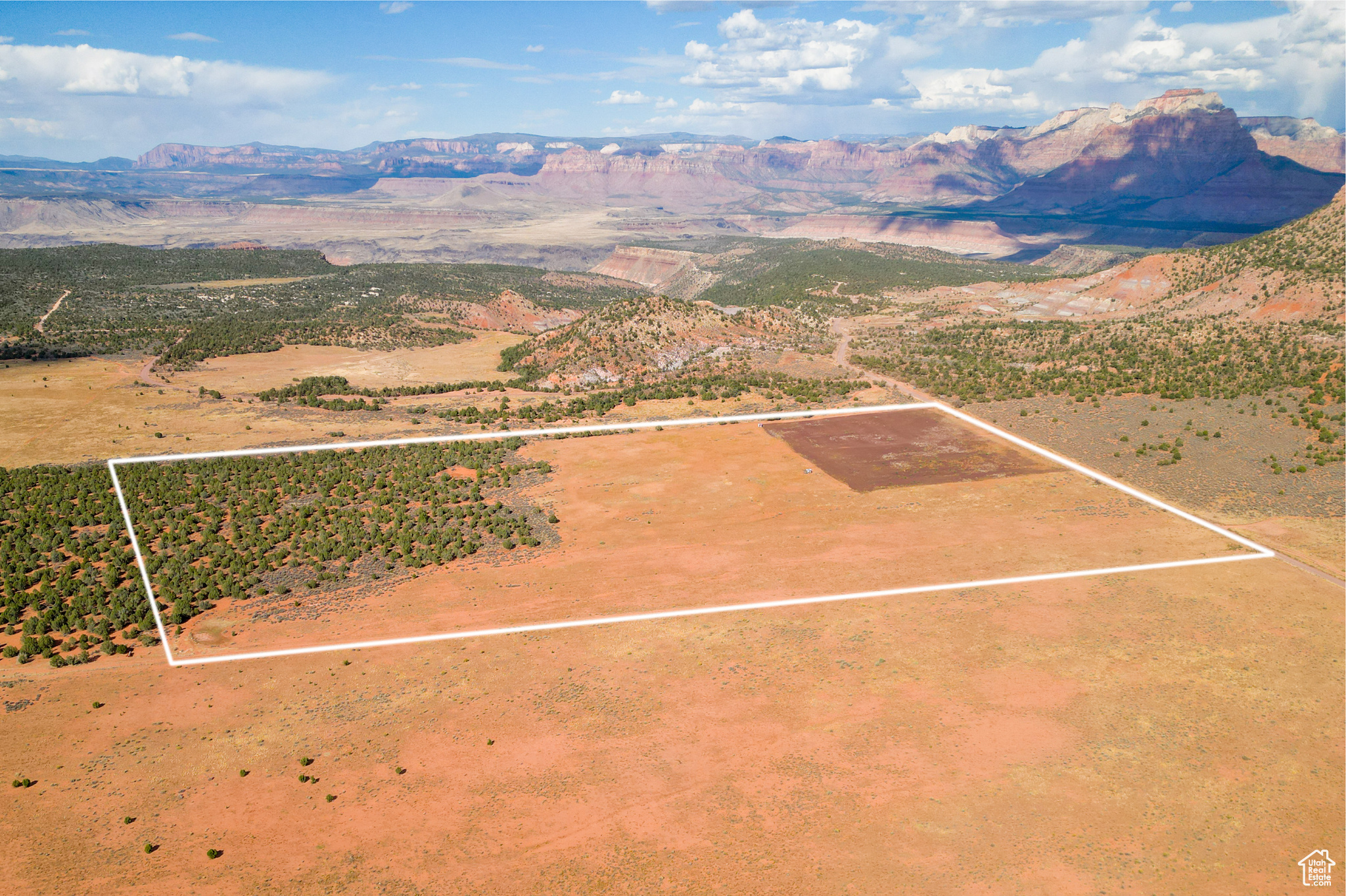 Land, Apple Valley, Utah image 1