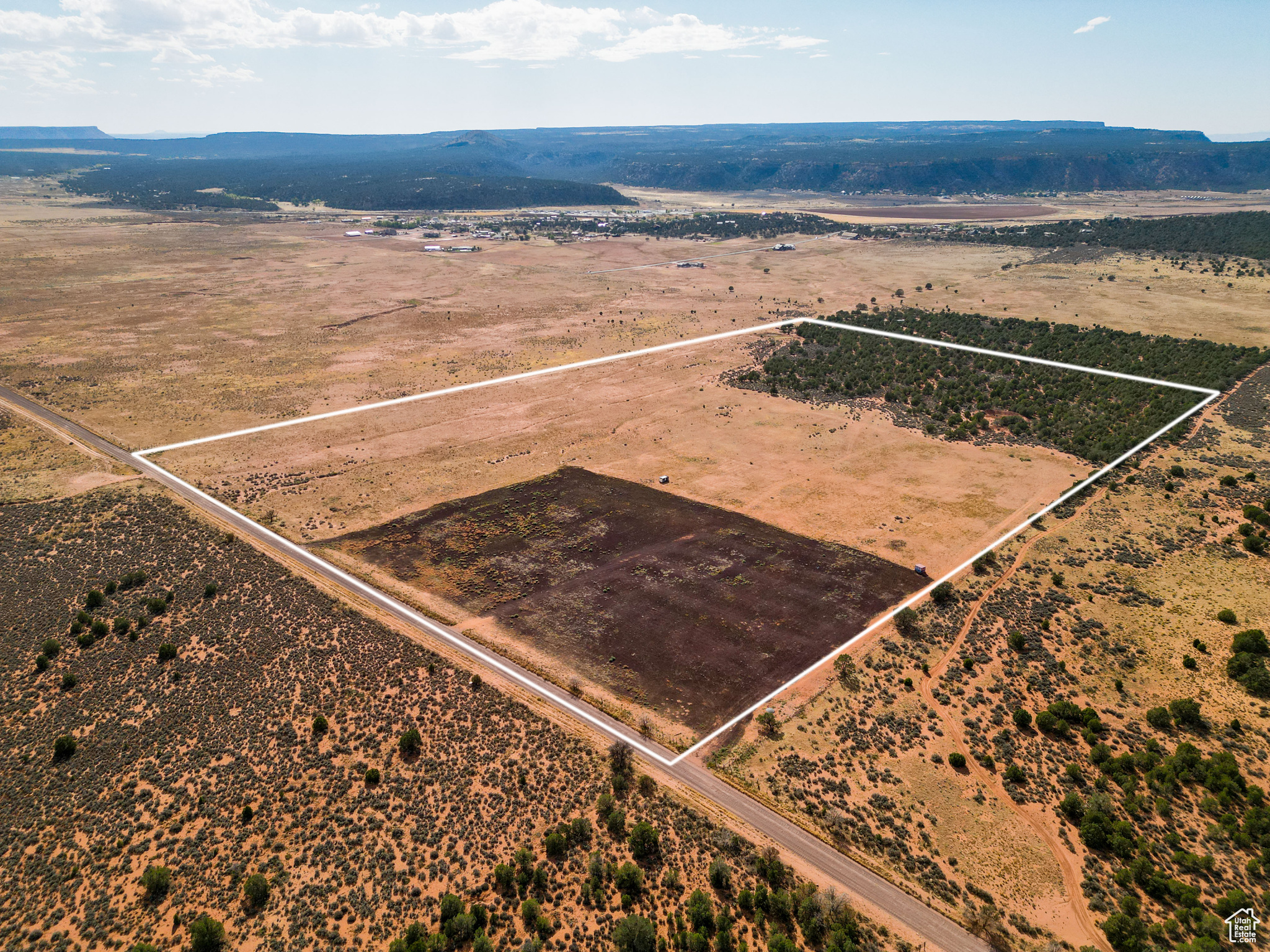 Land, Apple Valley, Utah image 15