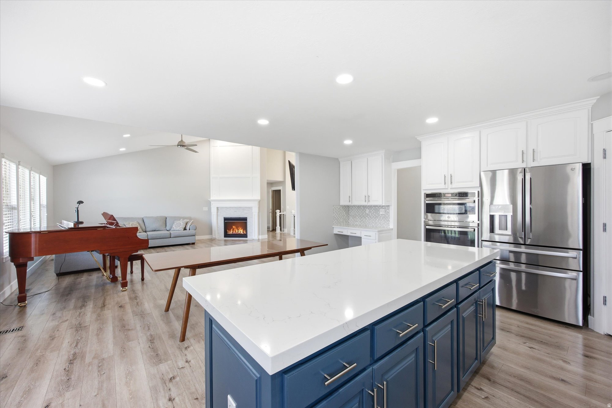 WALDRON FARMS - Residential