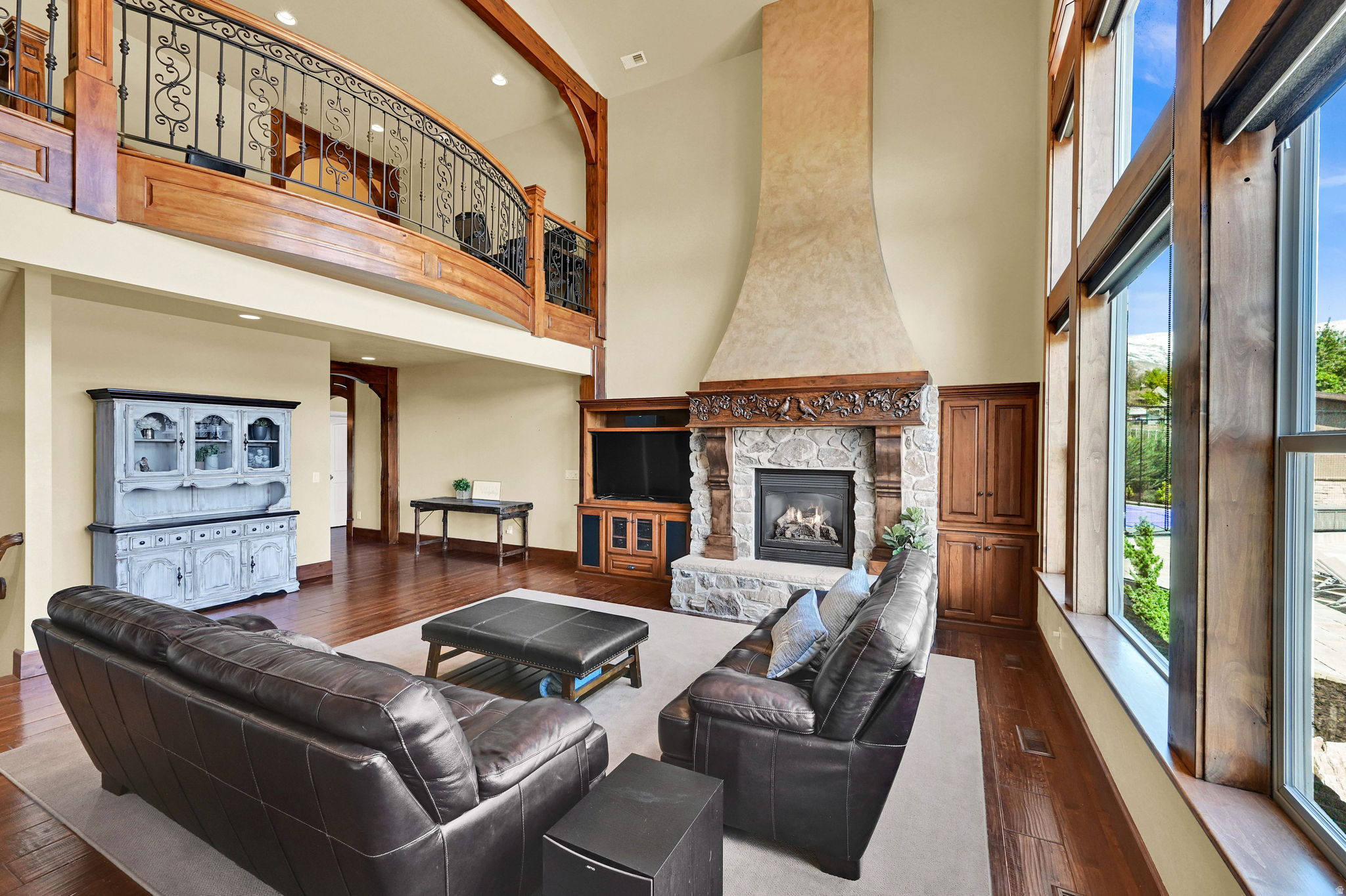 JACOB'S MILL - Residential