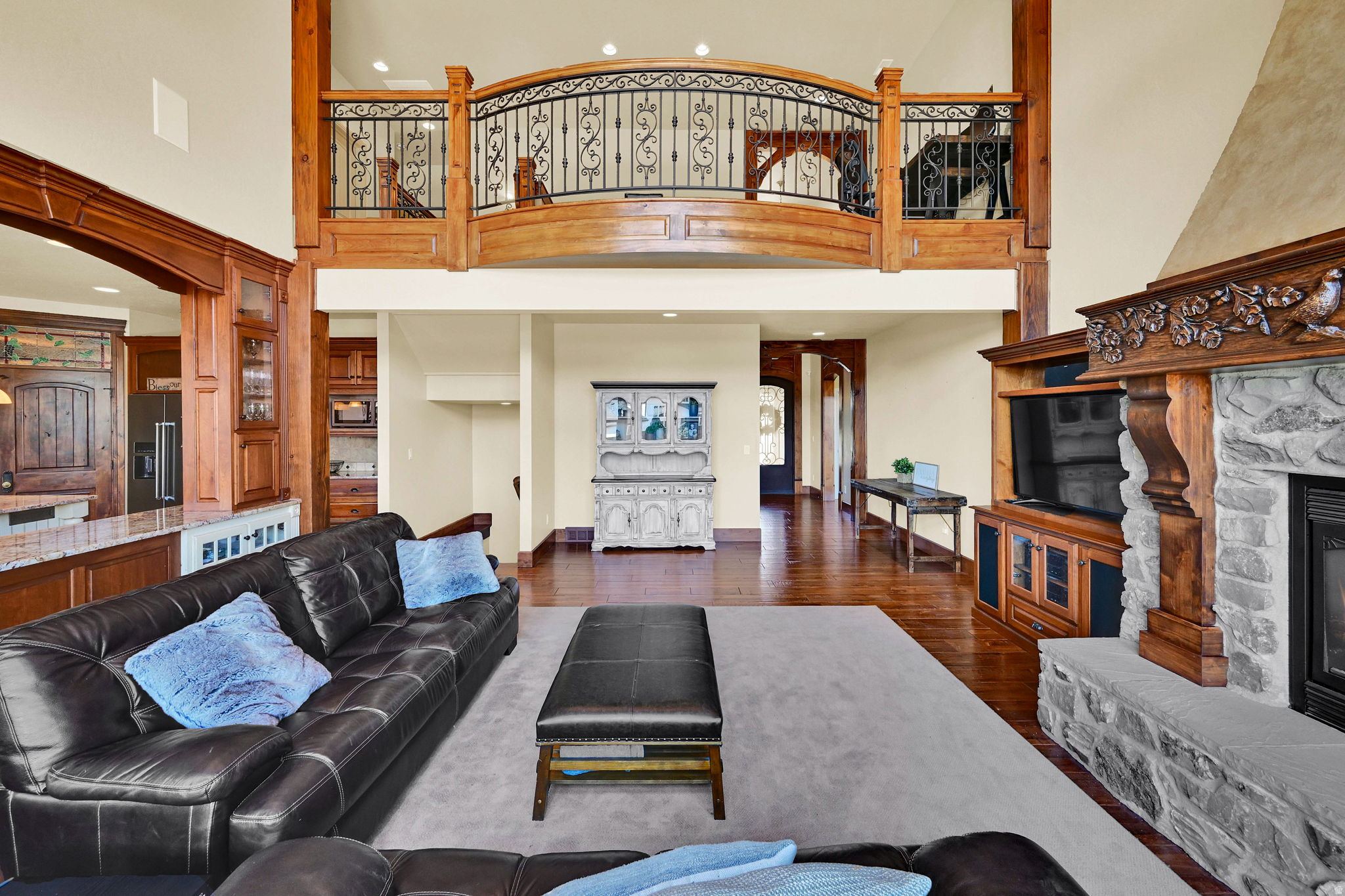 JACOB'S MILL - Residential