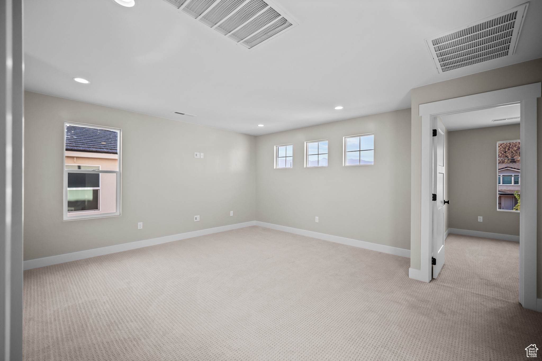 HURRICANE HOLLOW - Residential