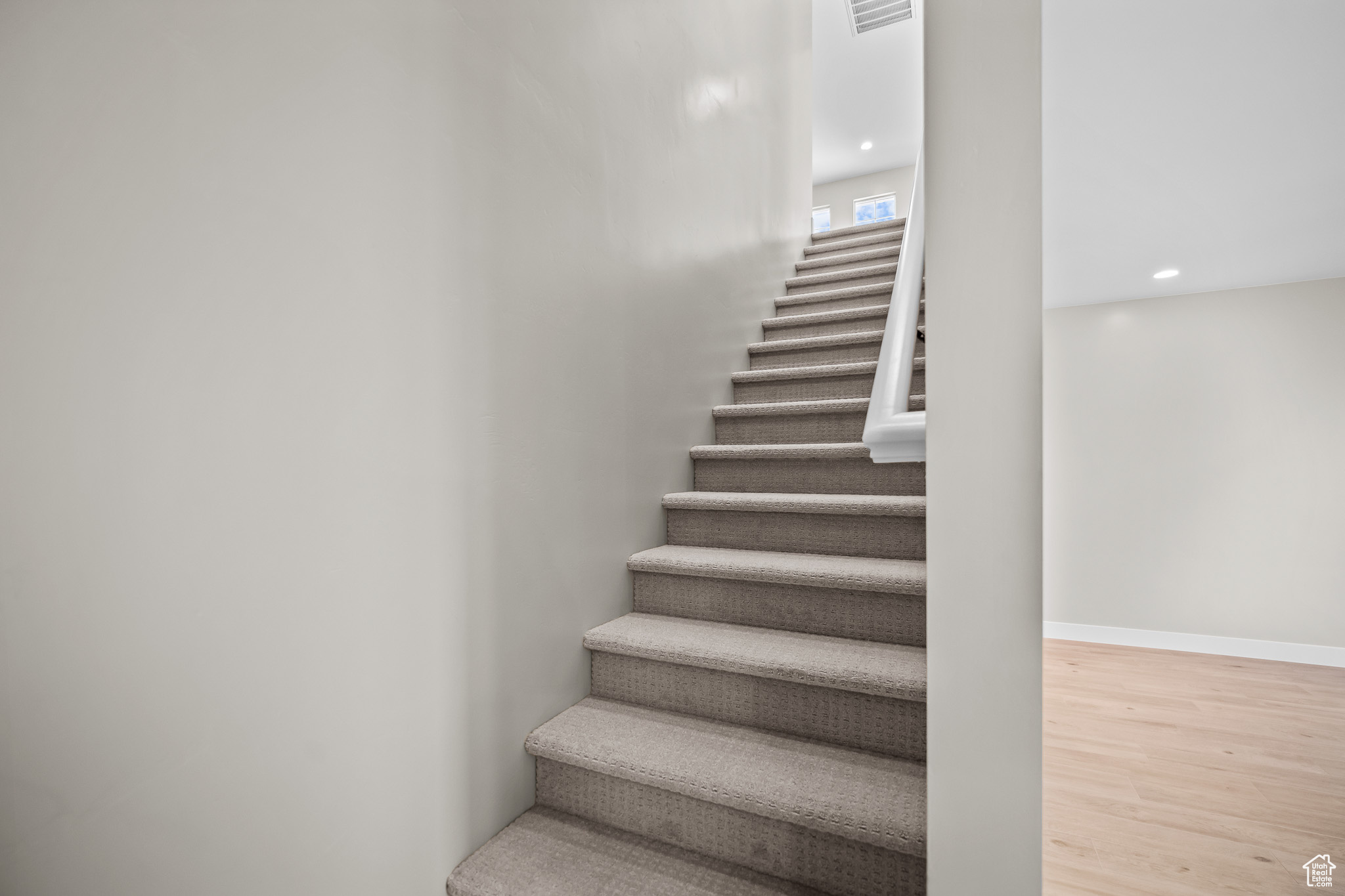 HURRICANE HOLLOW - Residential