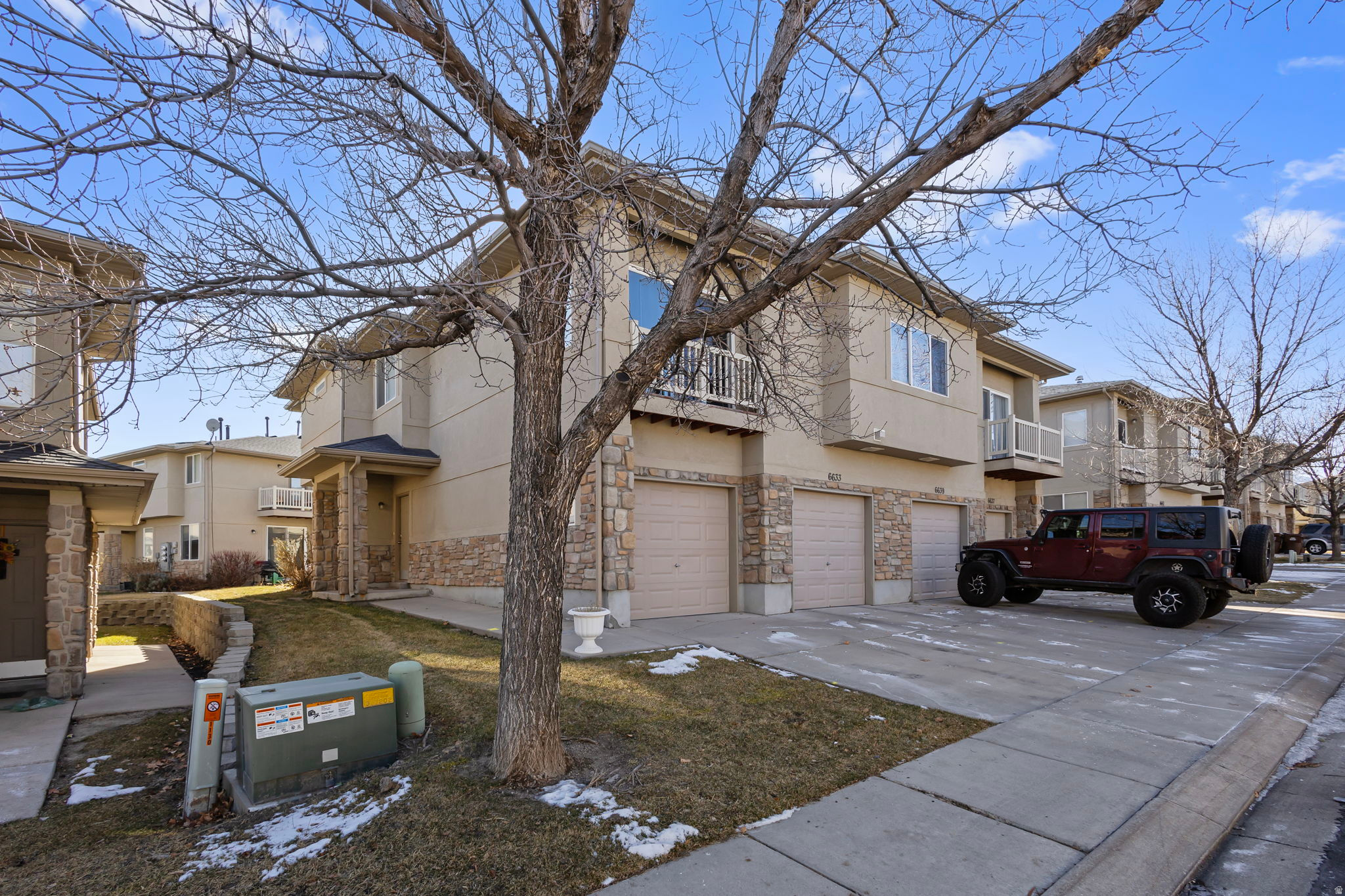 IVY SPRINGS CONDOMINIUM PHASE 12 - Residential