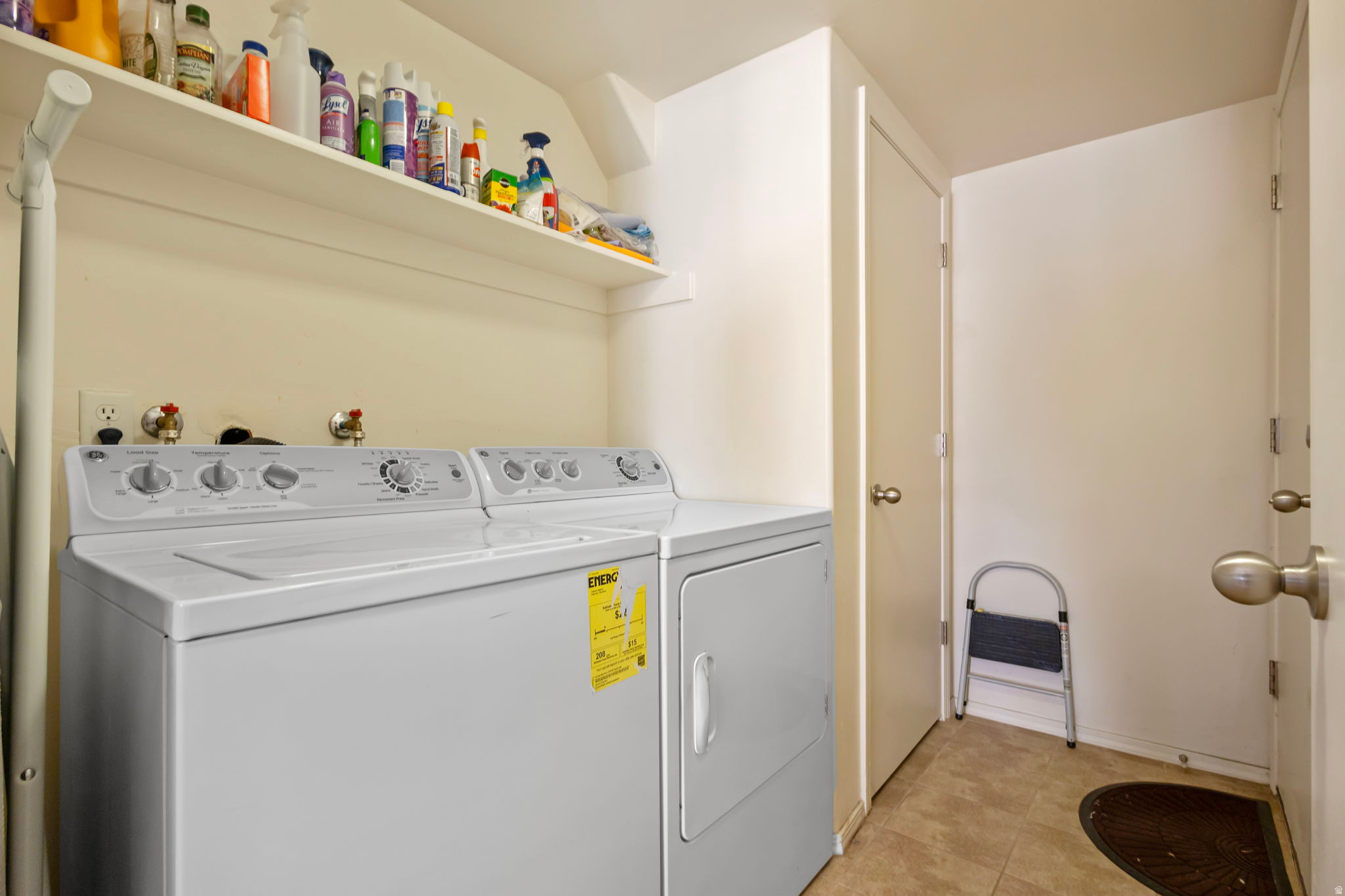 IVY SPRINGS CONDOMINIUM PHASE 12 - Residential