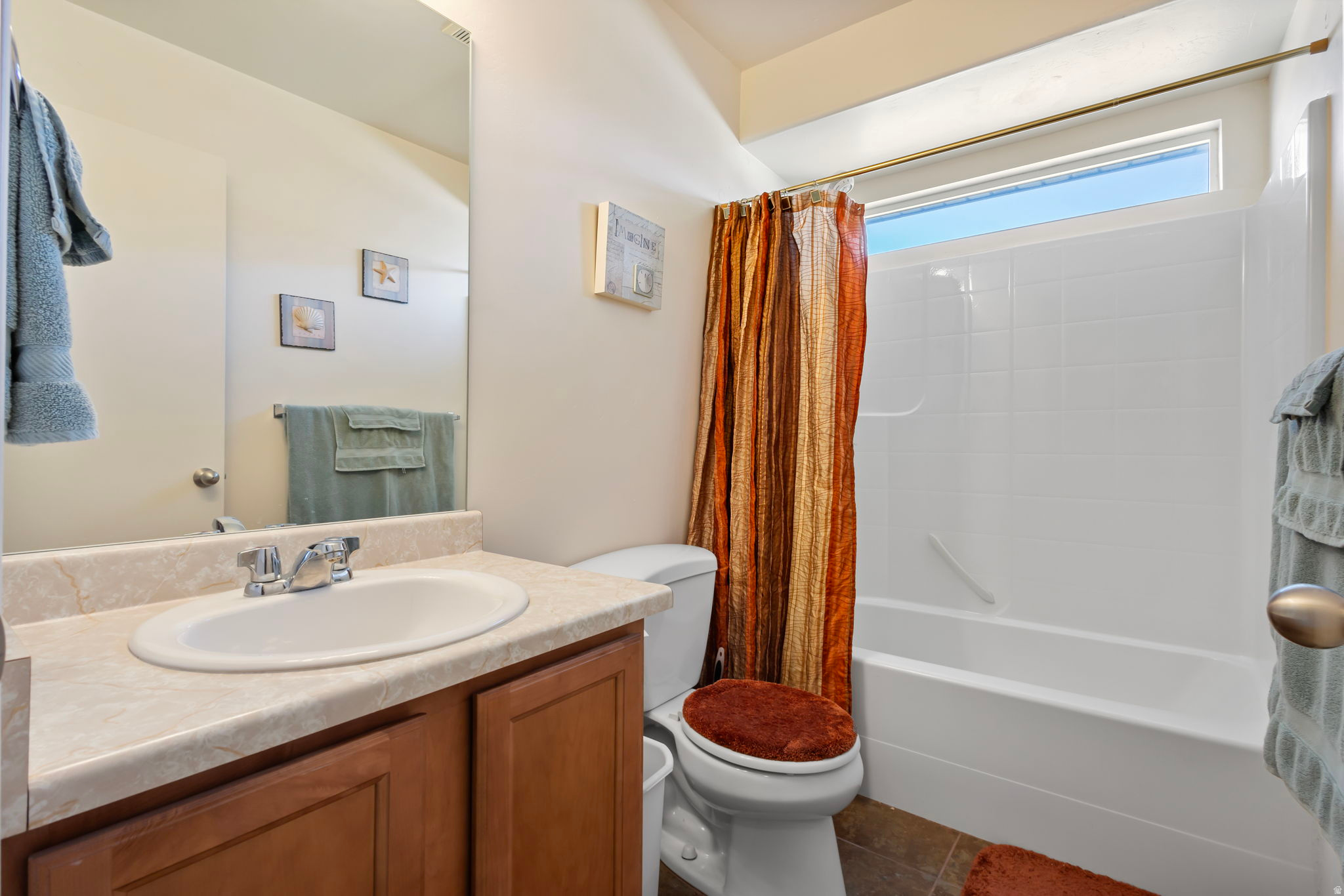 IVY SPRINGS CONDOMINIUM PHASE 12 - Residential