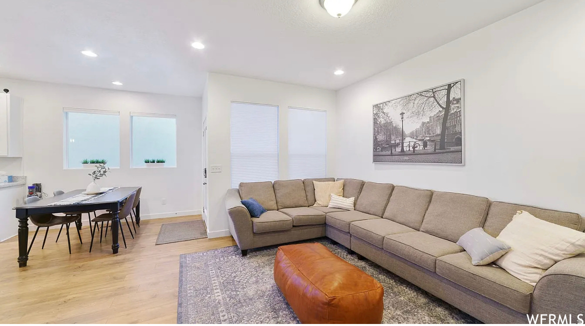HOLBROOK FARMS PHASE - Residential