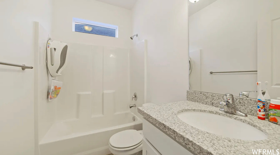 HOLBROOK FARMS PHASE - Residential