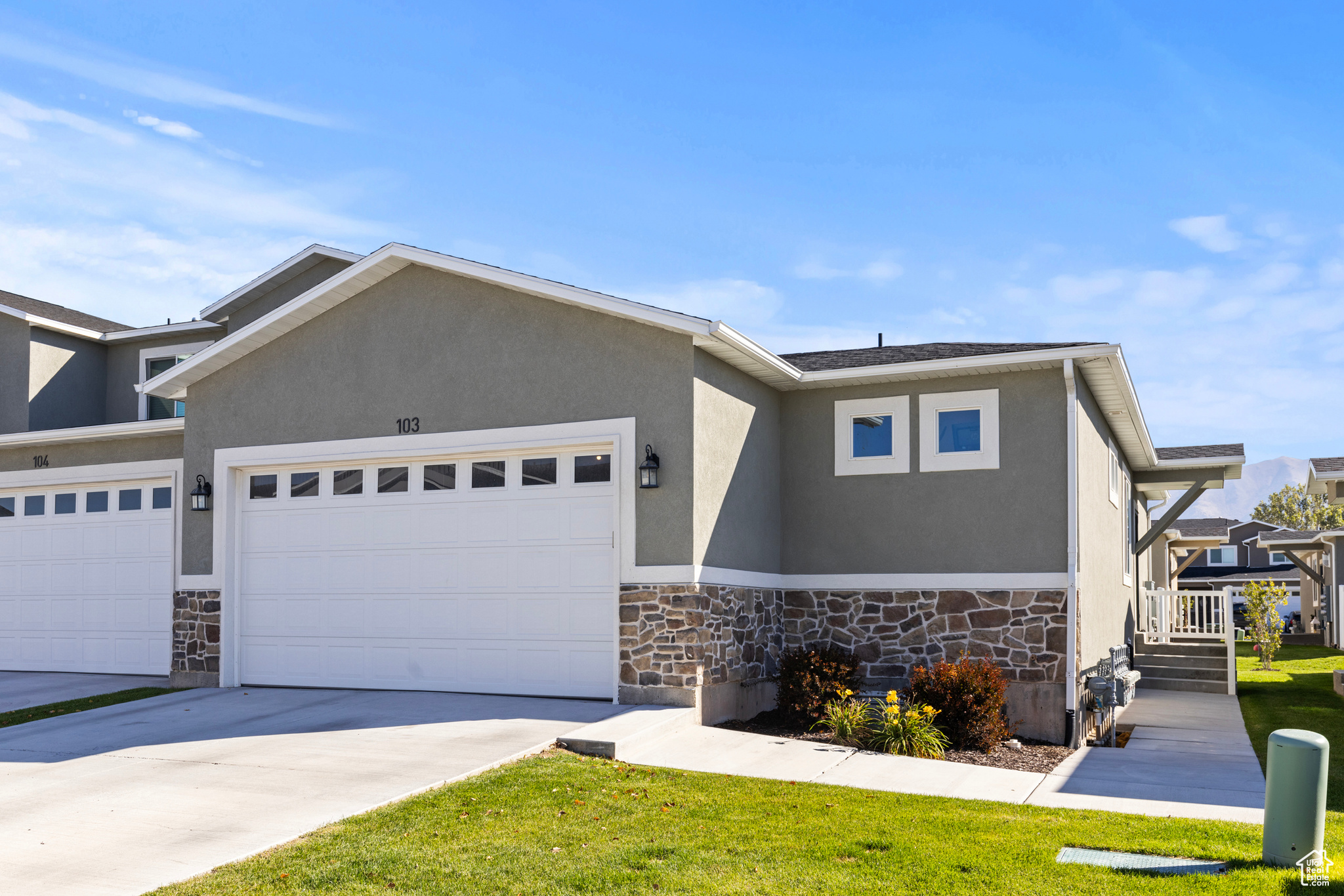 ASPEN RIDGES - Residential
