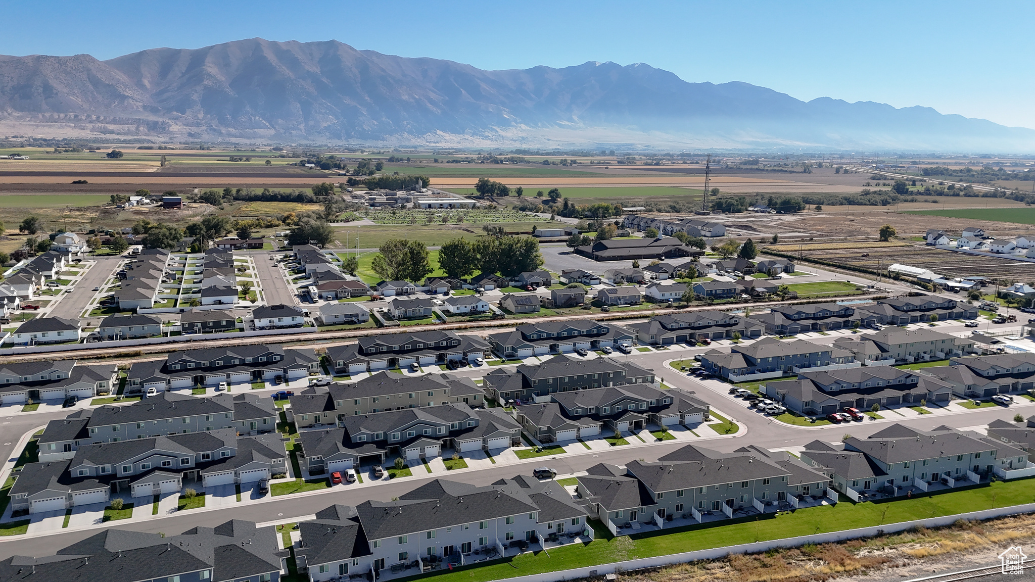 ASPEN RIDGES - Residential