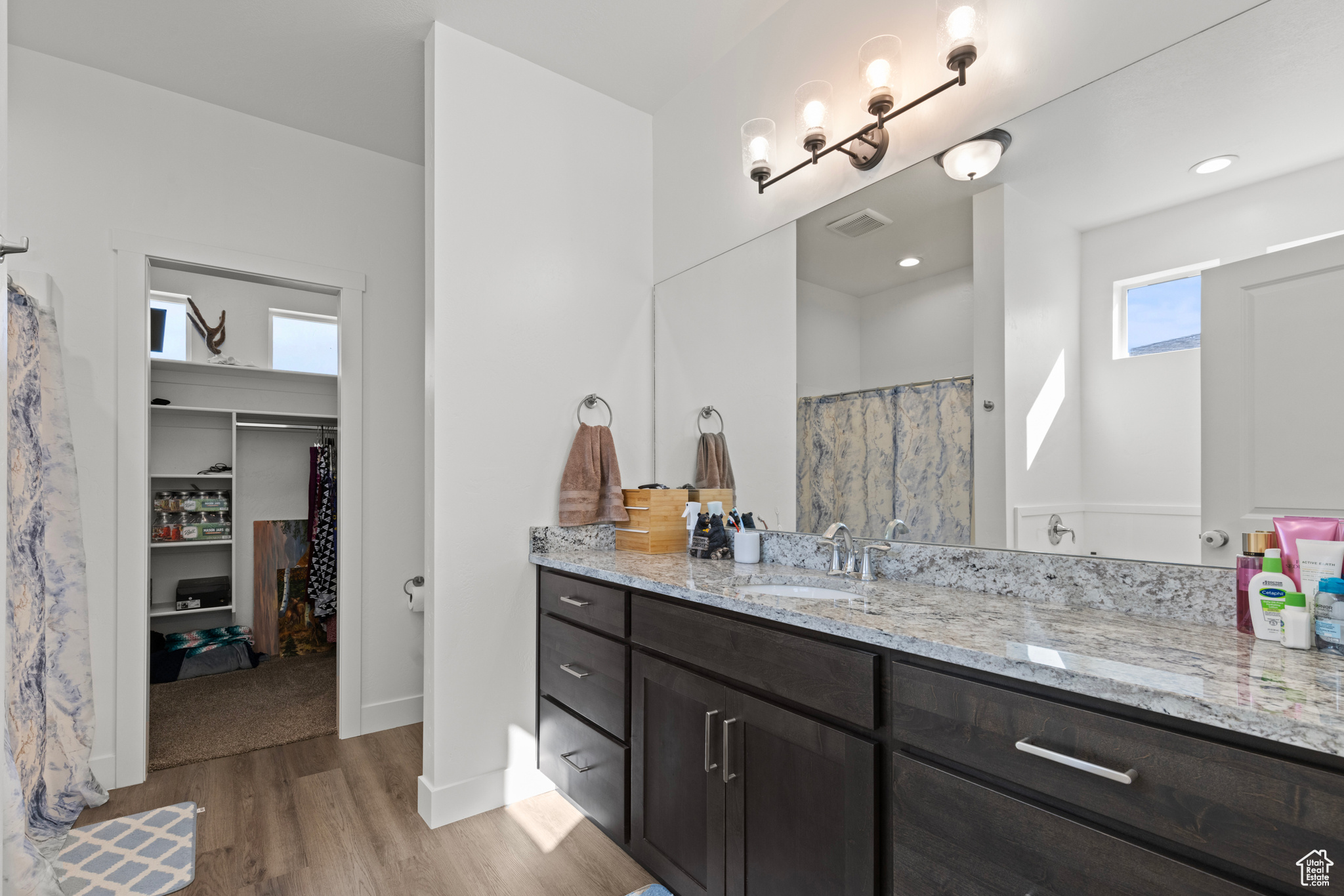ASPEN RIDGES - Residential