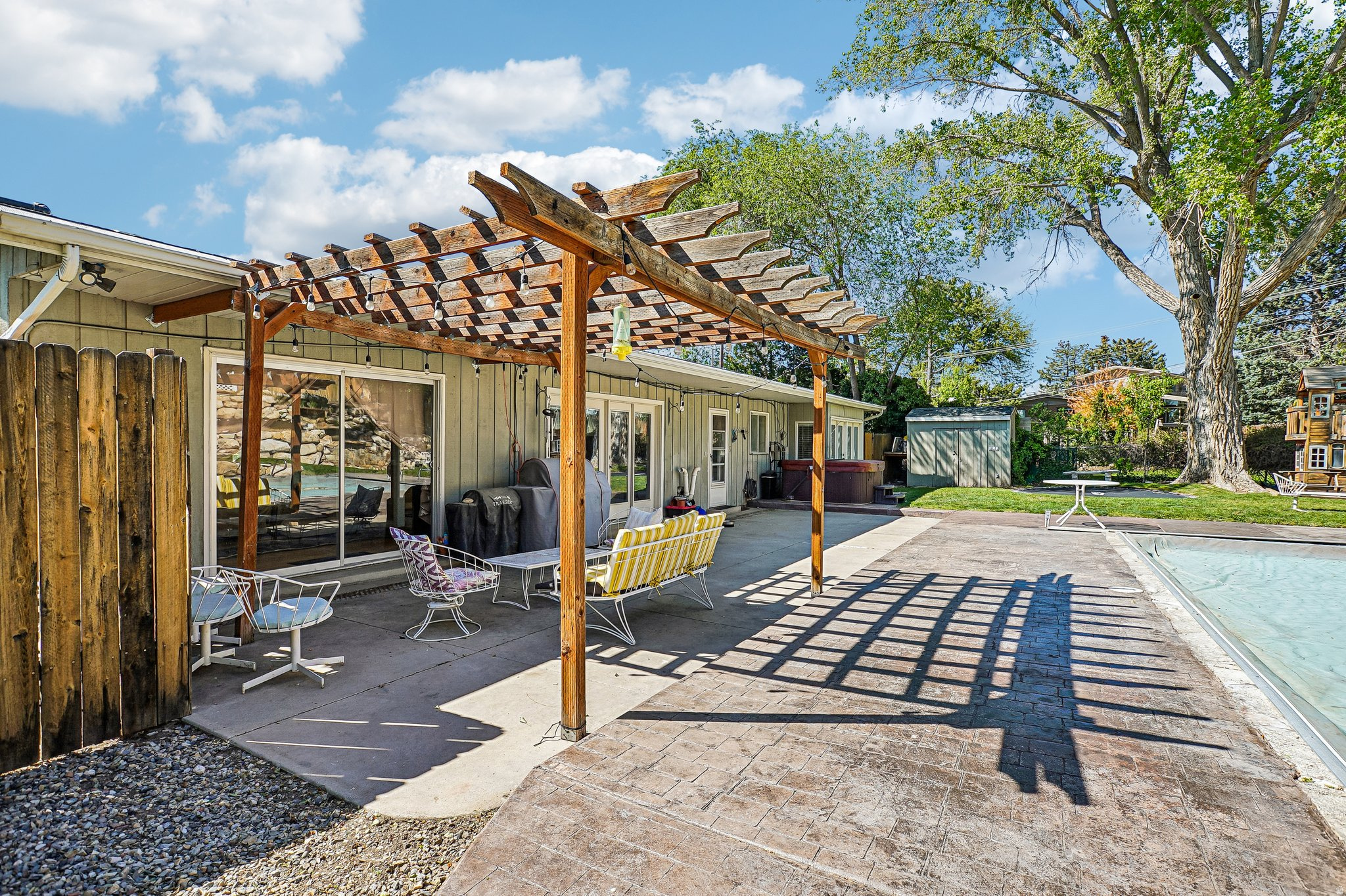 OAKCLIFF PARK - Residential