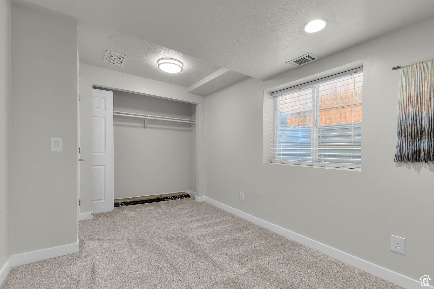 APRIL MEADOWS - Residential