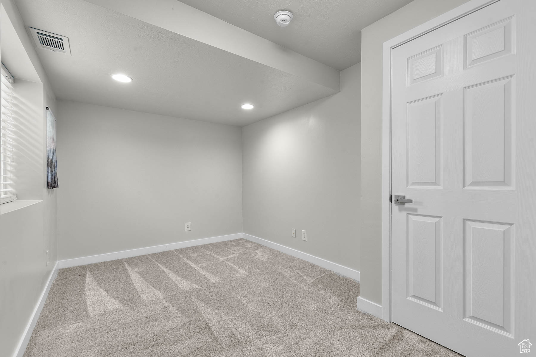 APRIL MEADOWS - Residential