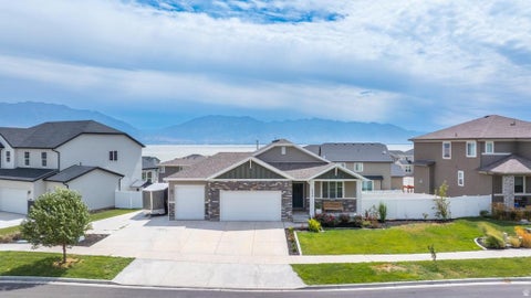Photo of 3344 S TIGER HERON DR #306, Saratoga Springs, UT 84045 (MLS # 2175411)