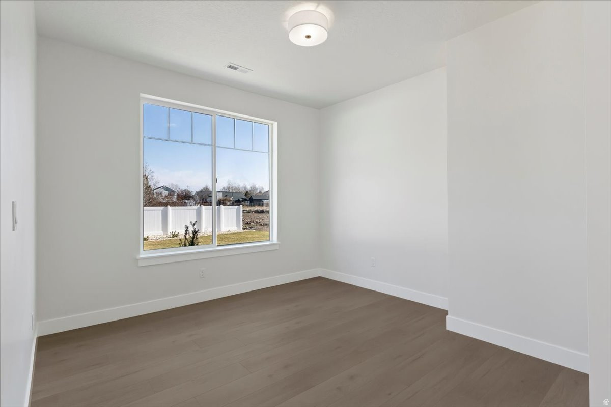 THE COTTAGES AT PEARCE FARM - Residential