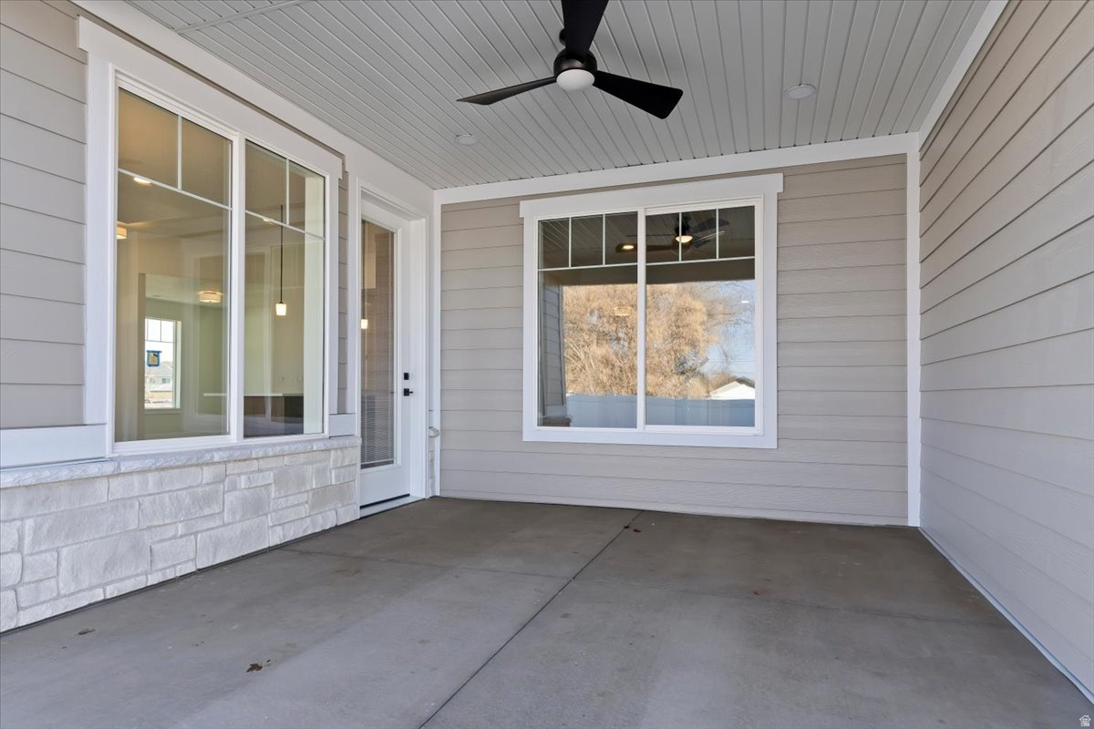 THE COTTAGES AT PEARCE FARM - Residential