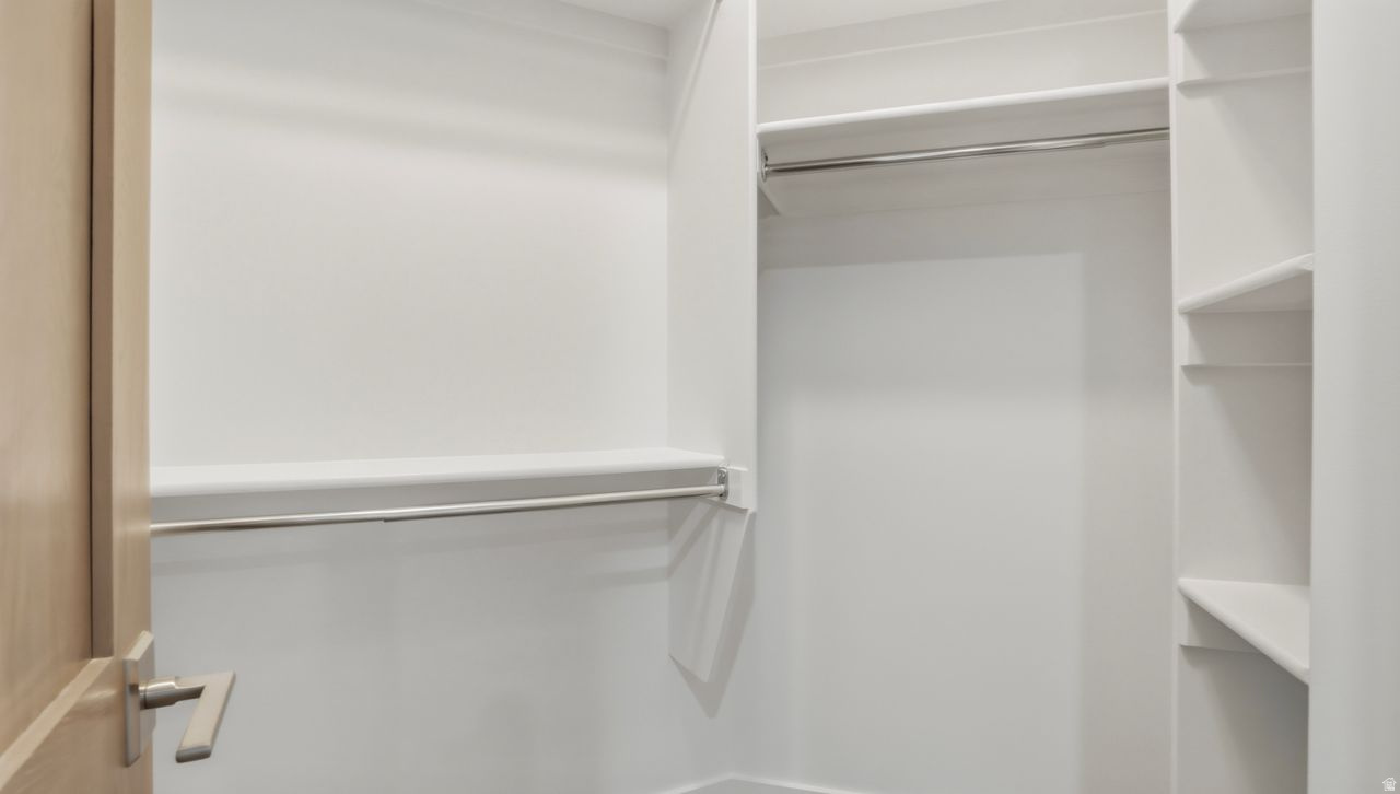 STEEPLE CHASE - Residential