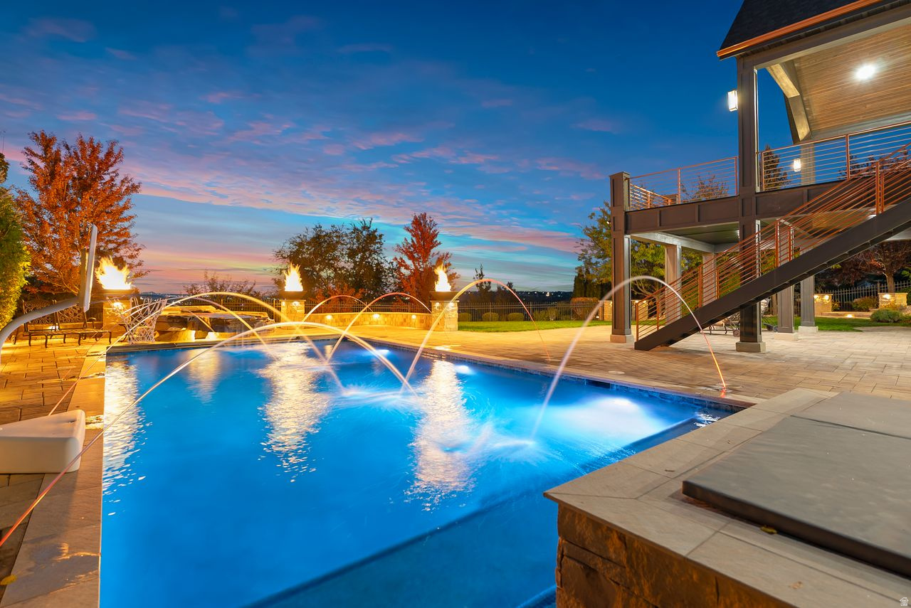 STEEPLE CHASE - Residential