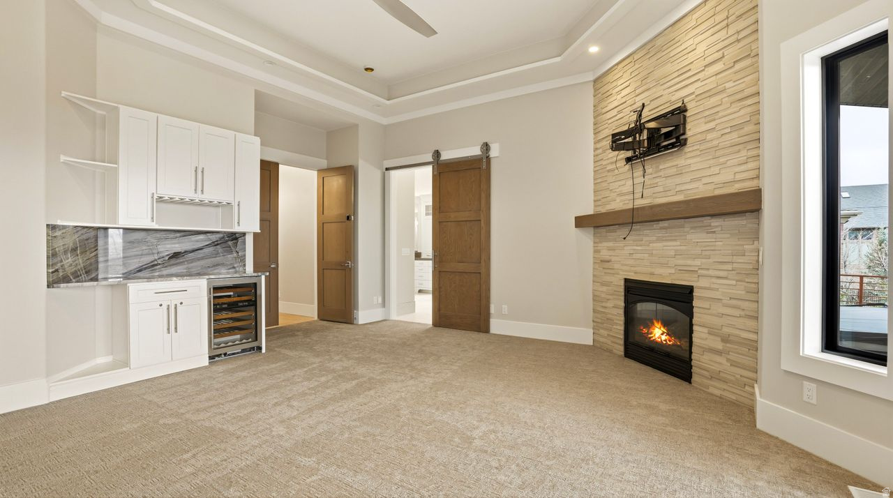 STEEPLE CHASE - Residential