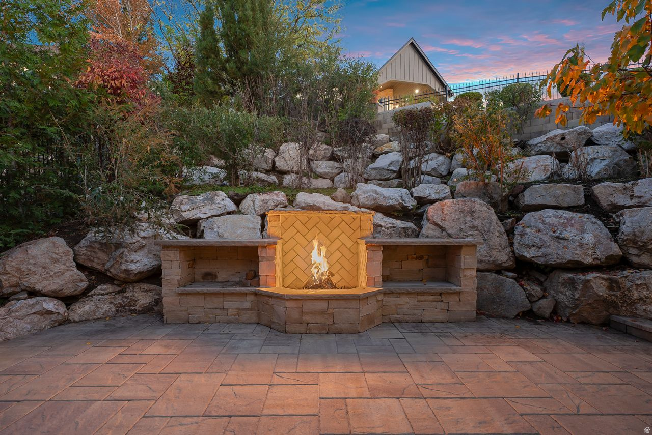 STEEPLE CHASE - Residential