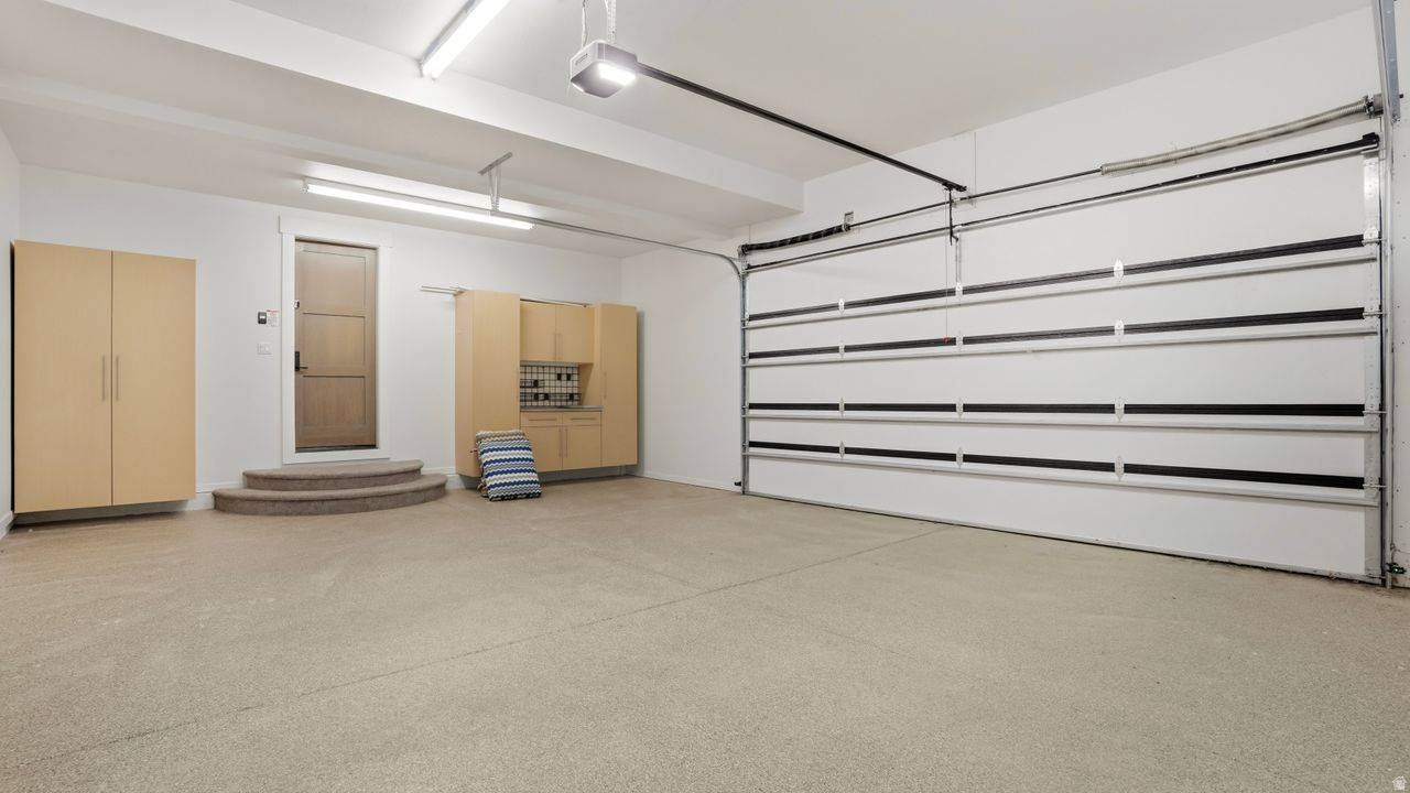 STEEPLE CHASE - Residential