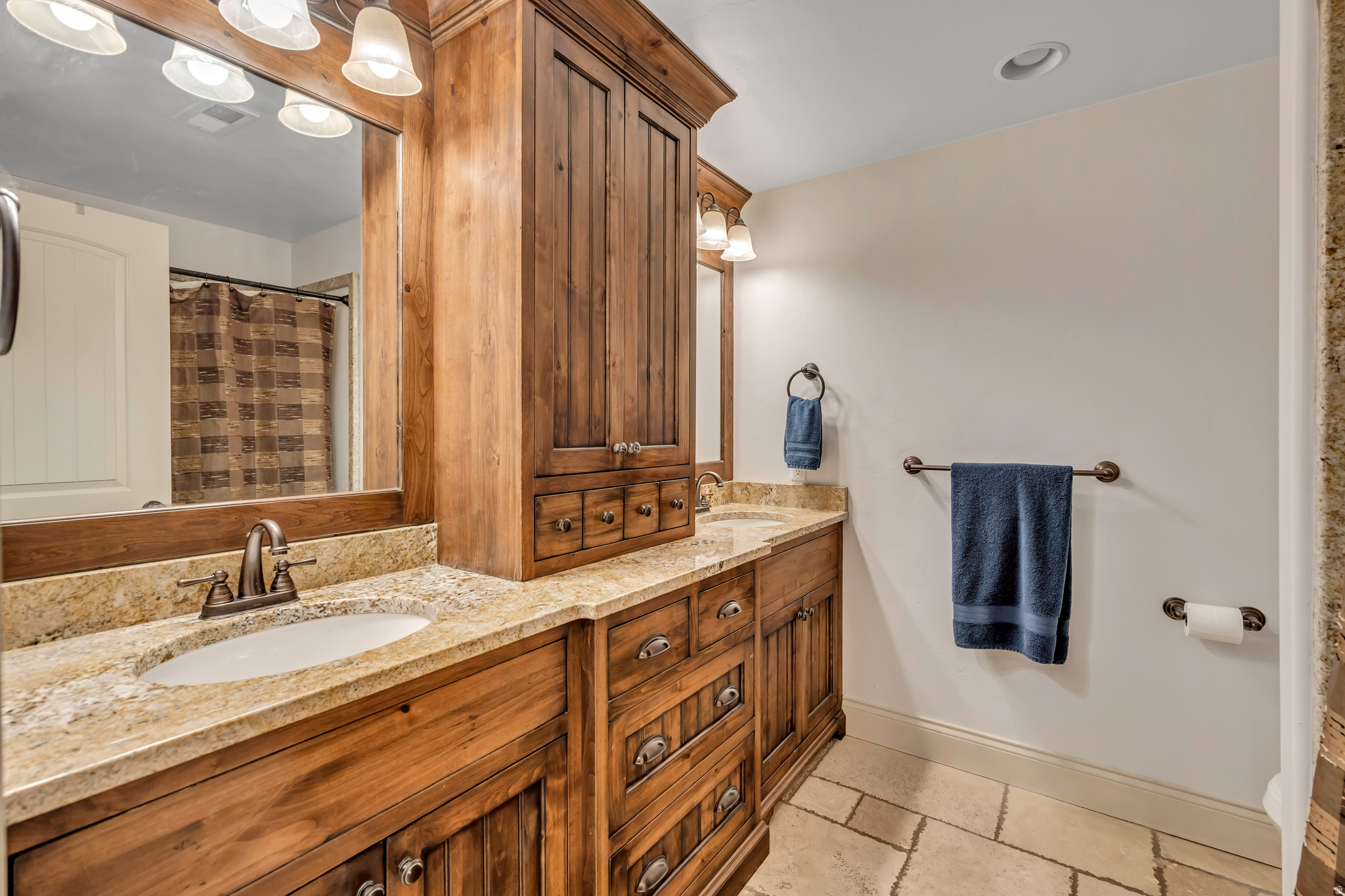 SHADY MEADOWS - Residential