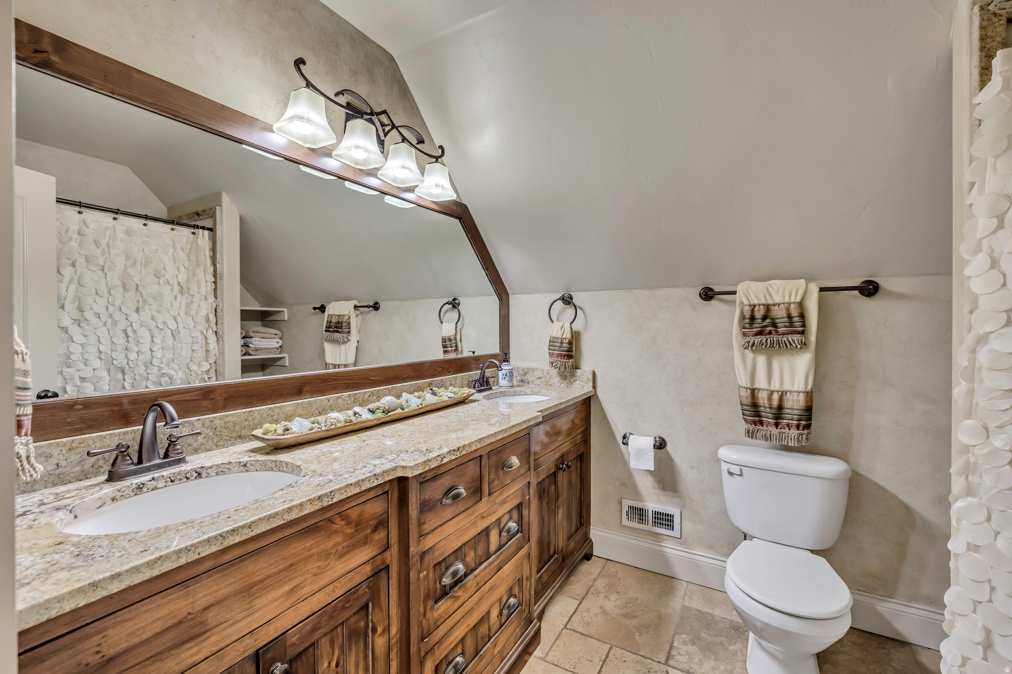 SHADY MEADOWS - Residential