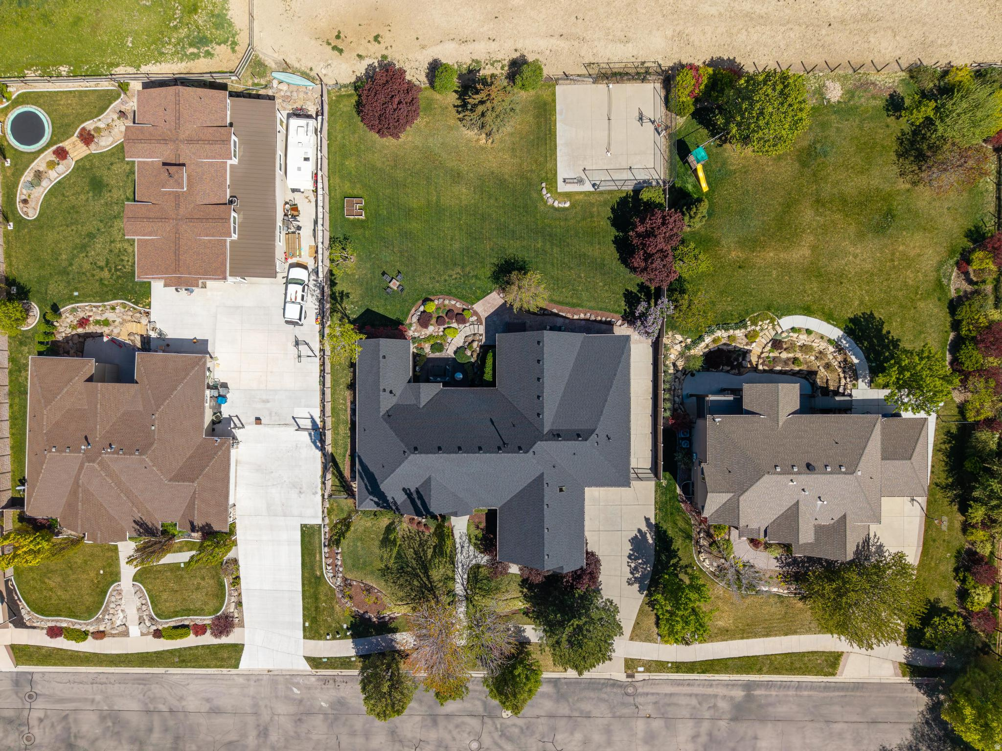 SHADY MEADOWS - Residential