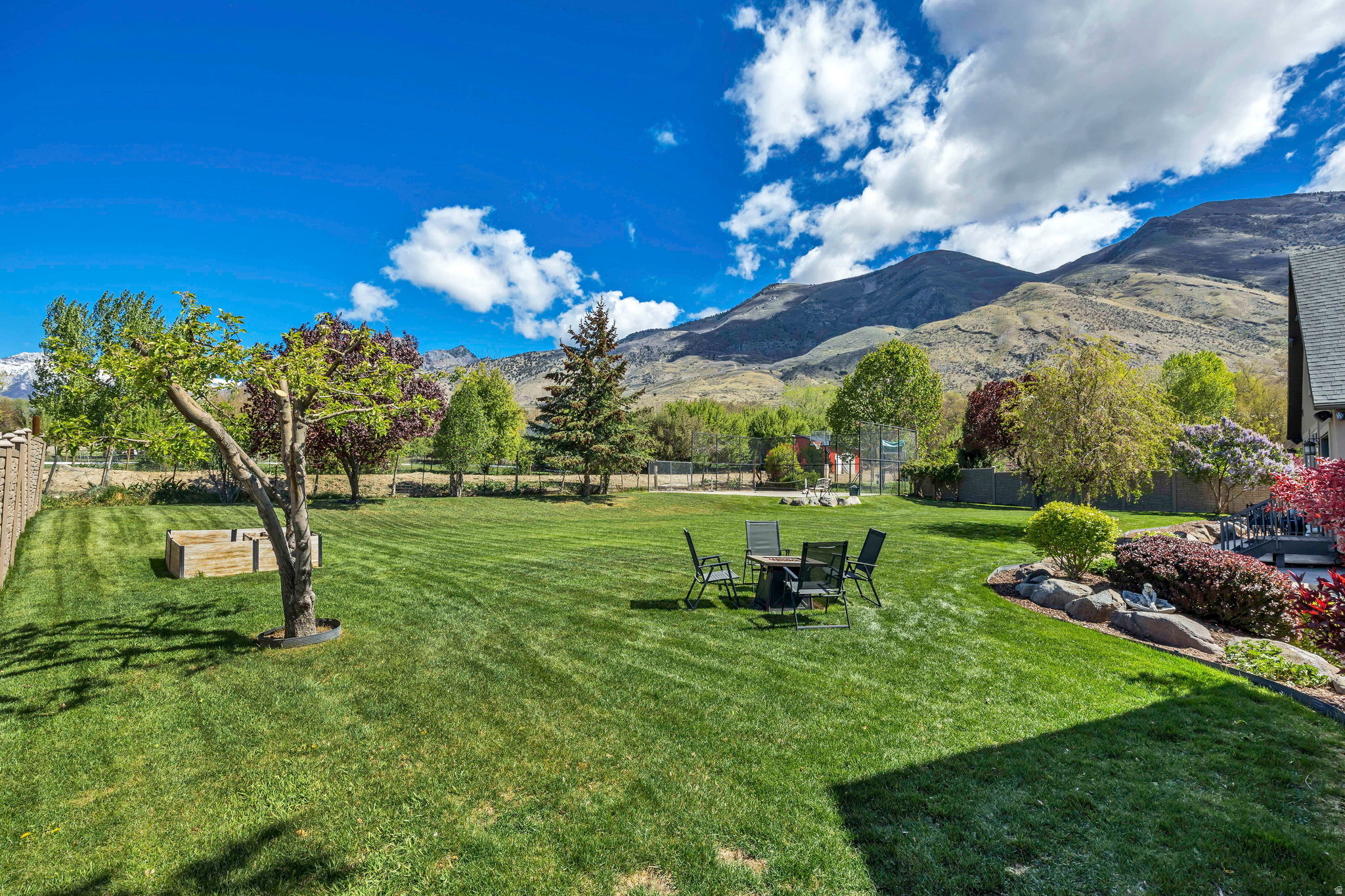 SHADY MEADOWS - Residential