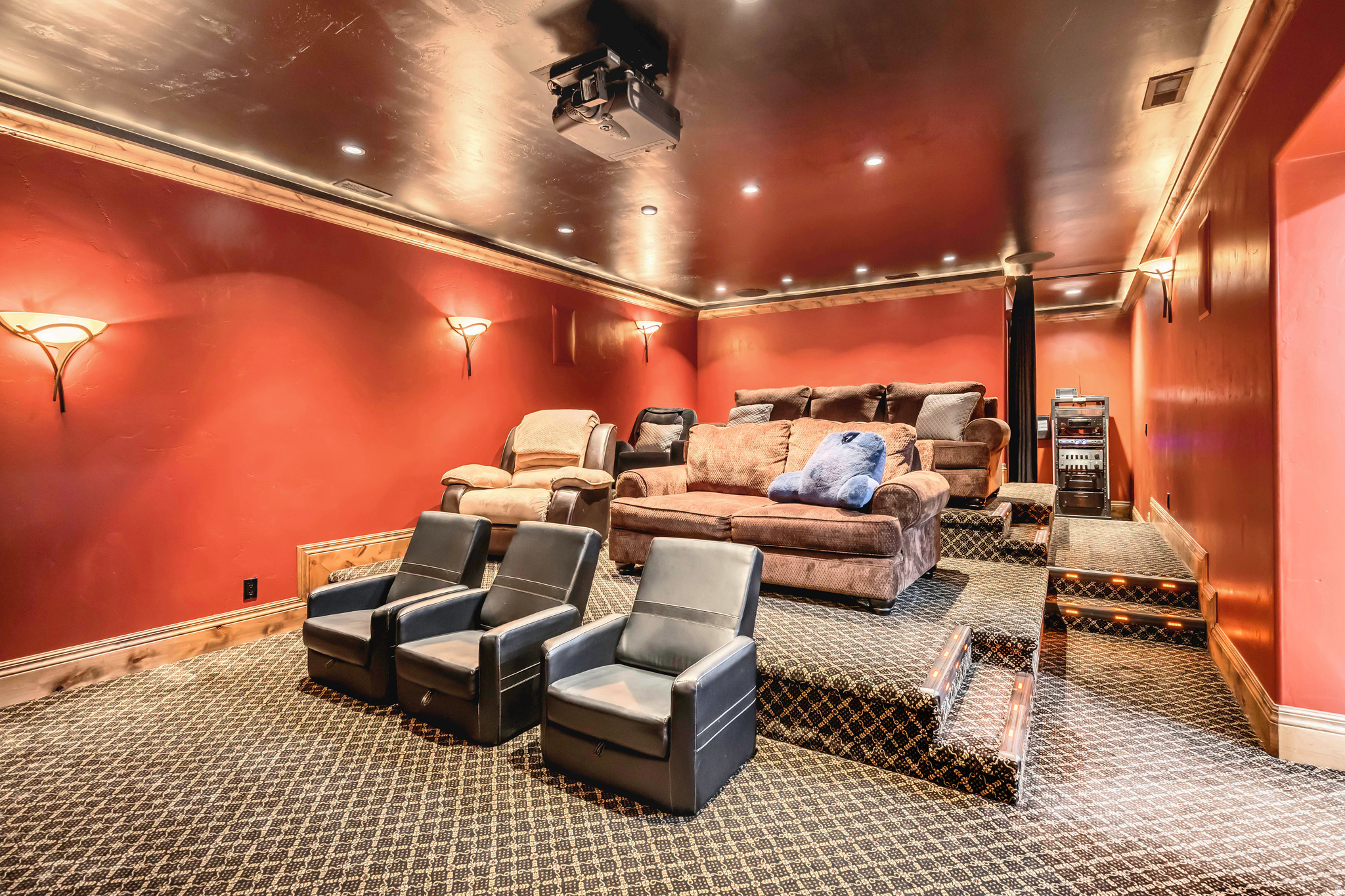 SHADY MEADOWS - Residential