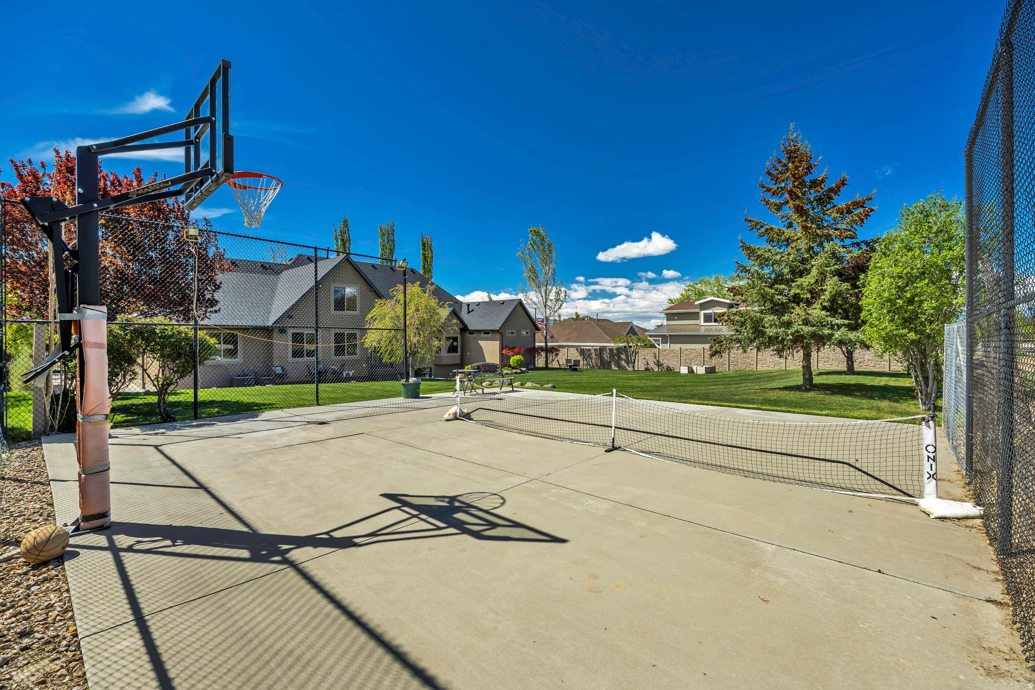 SHADY MEADOWS - Residential