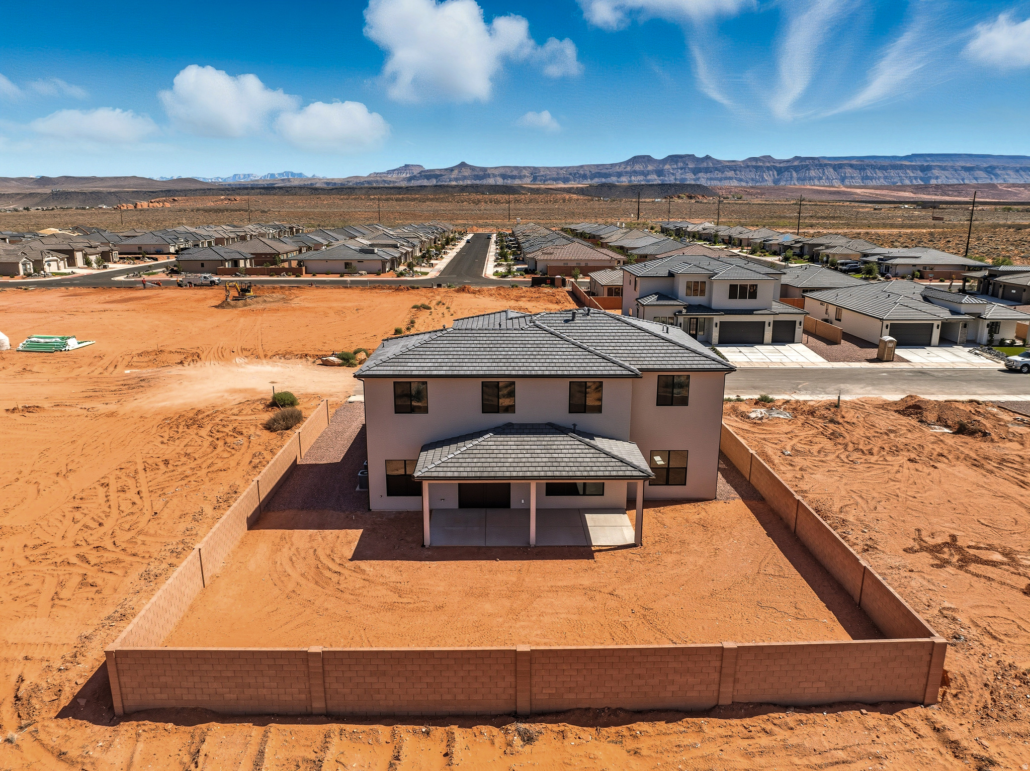 SAND POINT - Residential