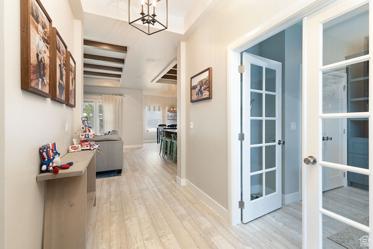 CRESCENT HILLS - Residential