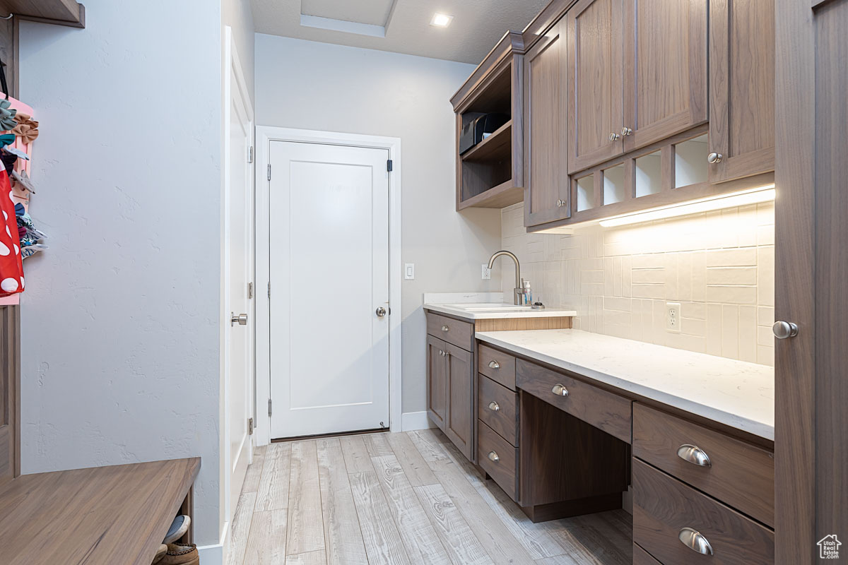 CRESCENT HILLS - Residential