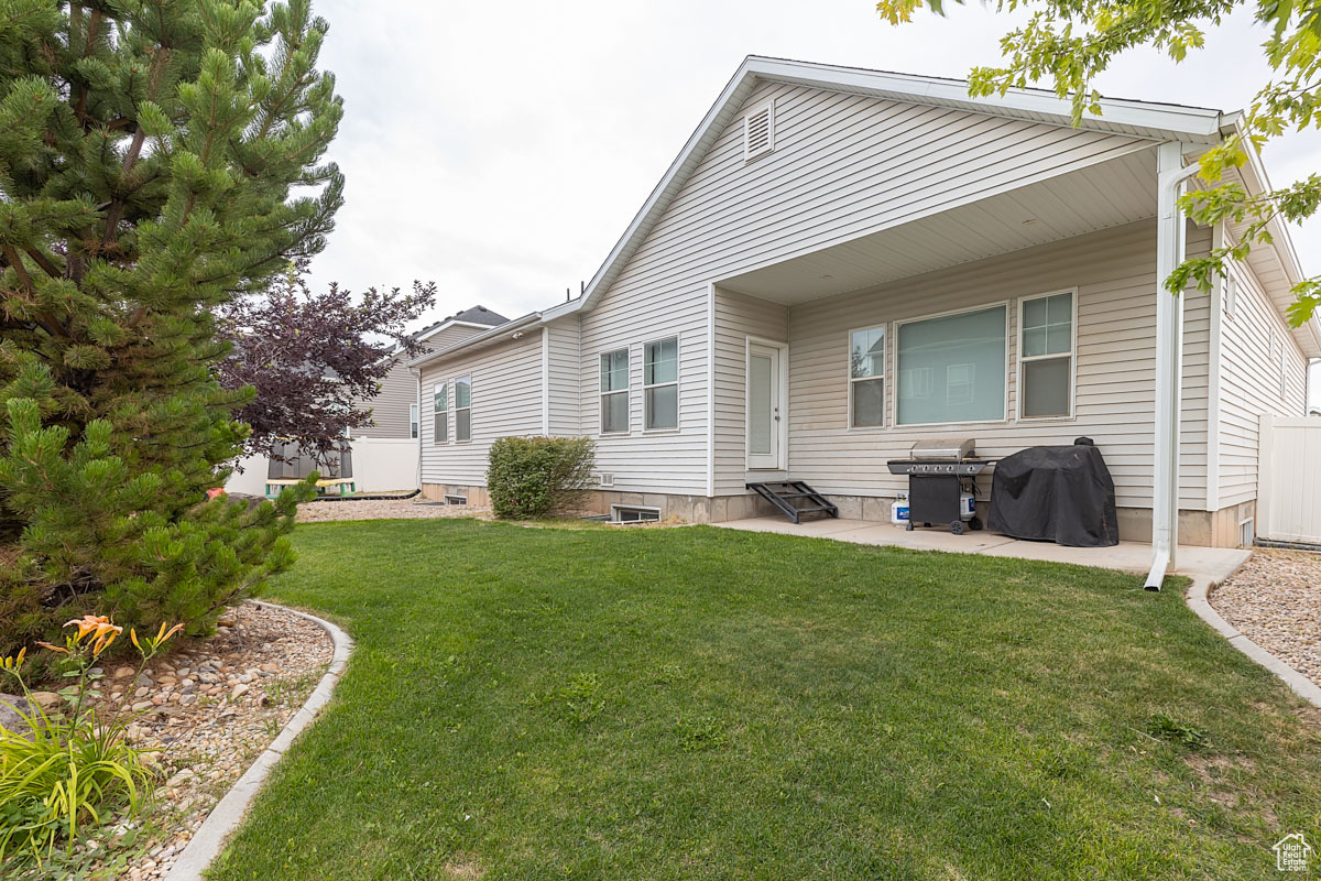 CRESCENT HILLS - Residential