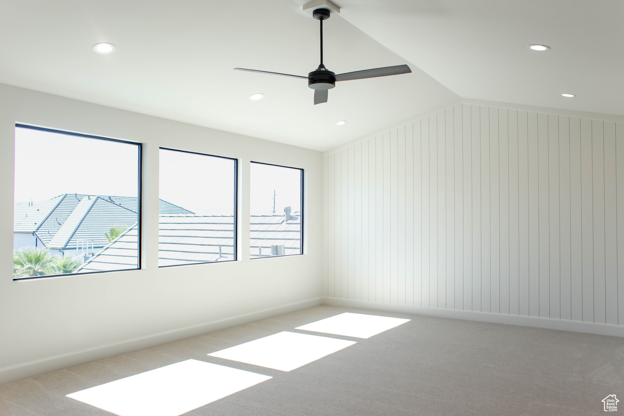 QUEENSRIDGE - Residential