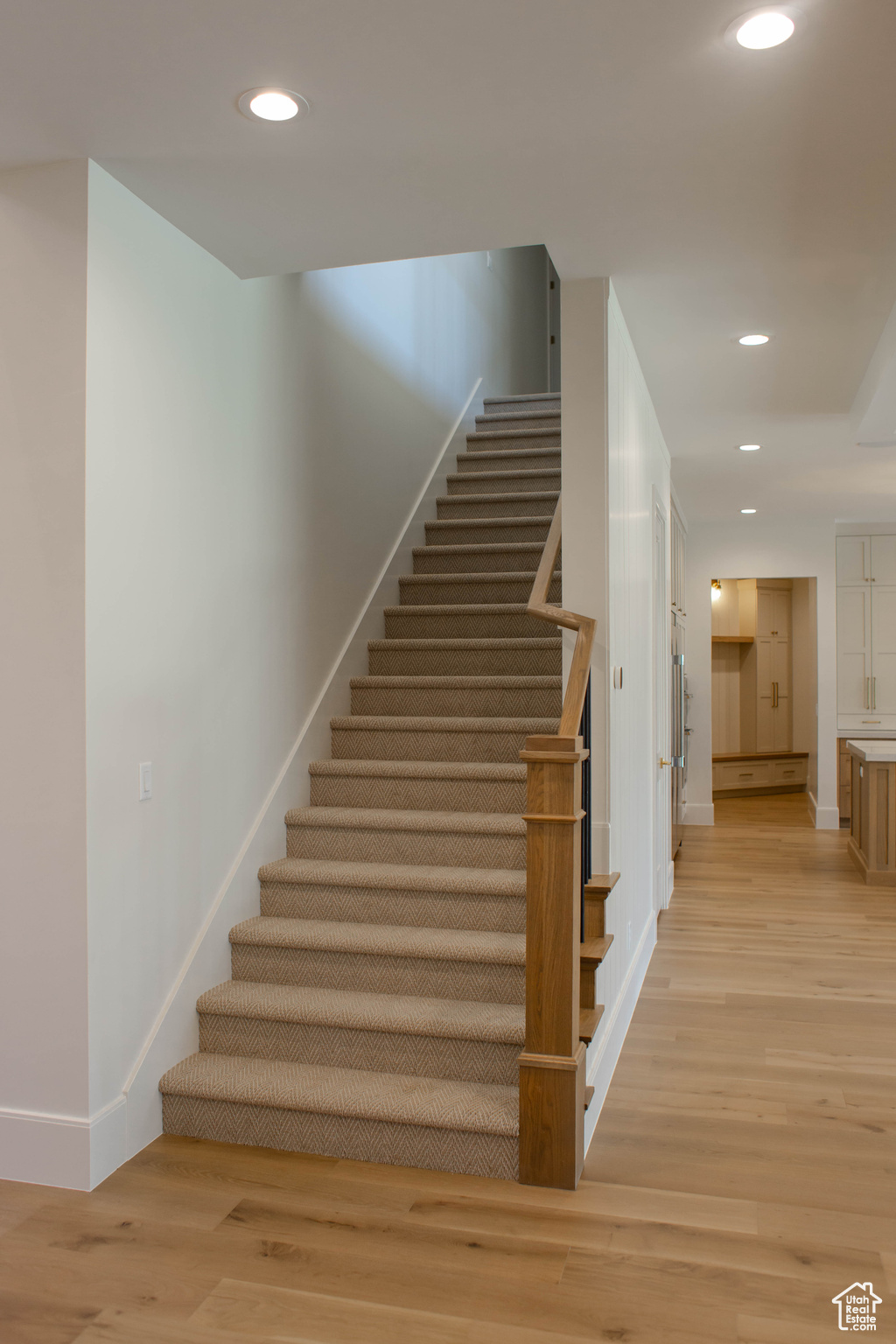 QUEENSRIDGE - Residential