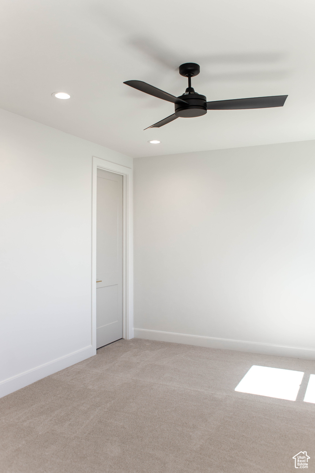 QUEENSRIDGE - Residential