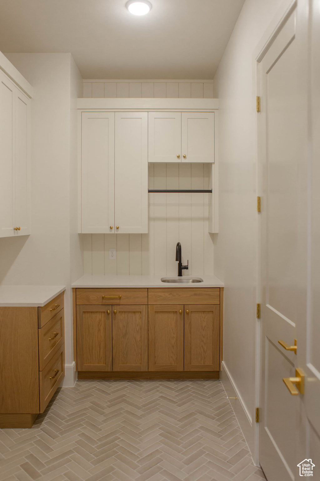 QUEENSRIDGE - Residential
